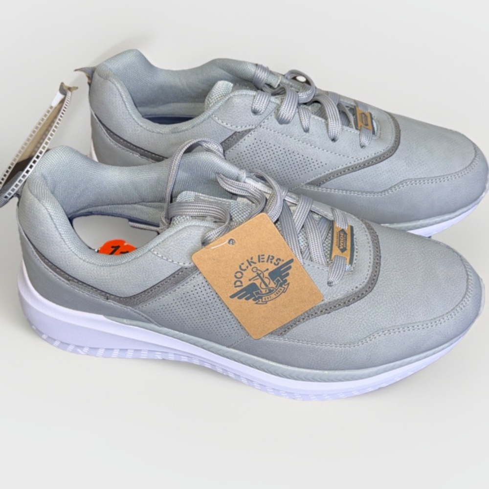 Dockers Men's Comfort Flex Light Gray Cushioned Wide Width Sneakers size 11 NEW